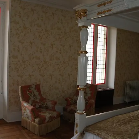 Le Chalet De Luxe Bed & Breakfast