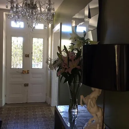Le Chalet De Luxe Bed & Breakfast *