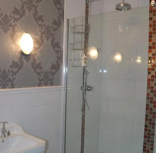 Le Chalet De Luxe B&B